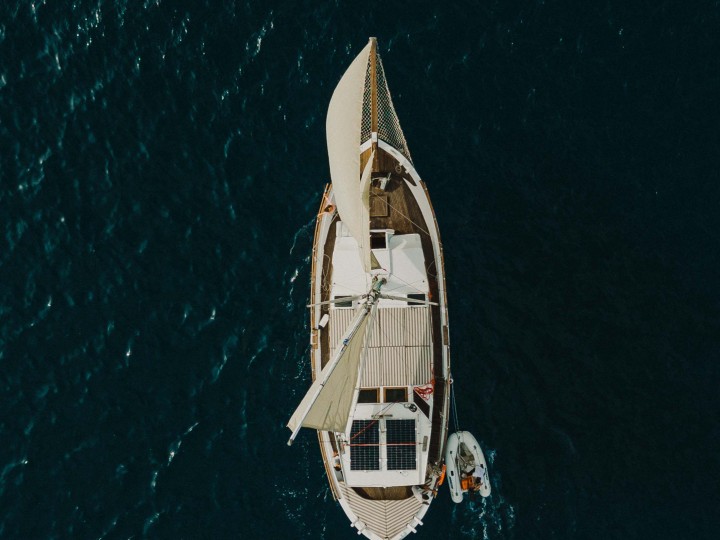 Boat rental Custom Made Trehandiri in Oía on Samboat