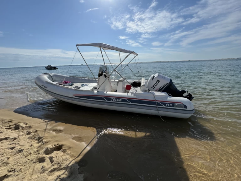 Selva Selva D640 charter bareboat or captained in  Les Issambres