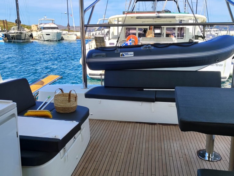 Catamaran rental with or without captain Lagoon Lávrio