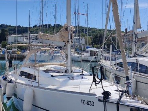 Dufour Dufour 350 Grand Large charter bareboat or captained in  Izola