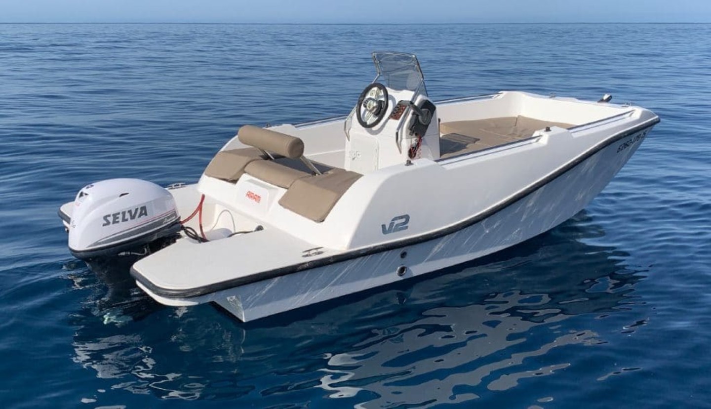 Rent a Motorboat V2 BOATS 5.0 SPORT in La Savina (V2 BOAT 5.0 40hp