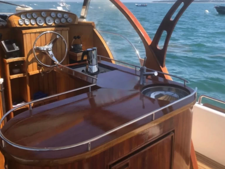 Beacher V12 charter bareboat or captained in  Arcachon