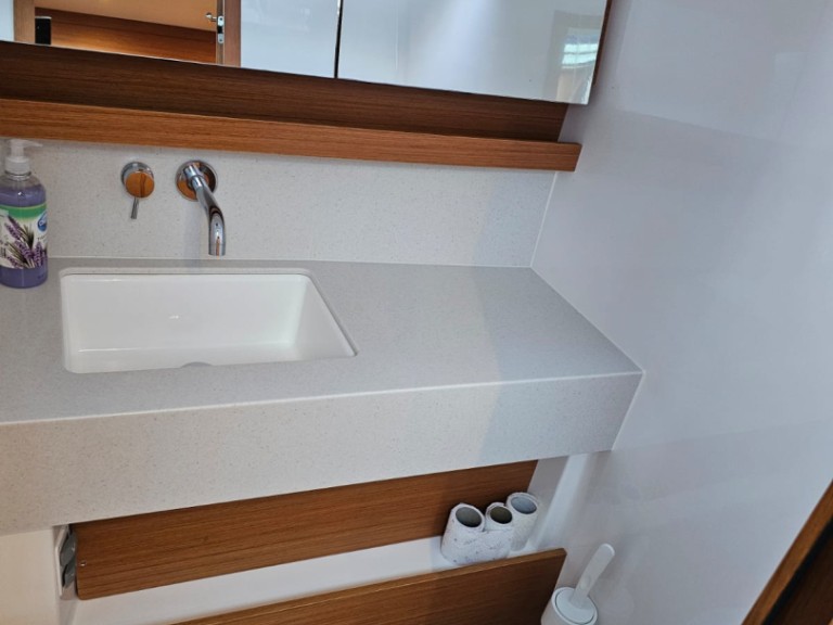 Sailboat for rent Skradin at the best price