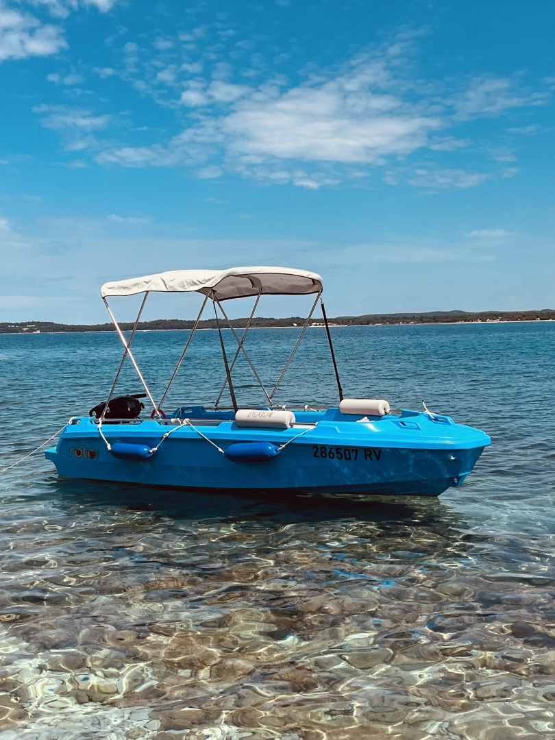 Motorboat rental in Rovinj - ROTO Family 450