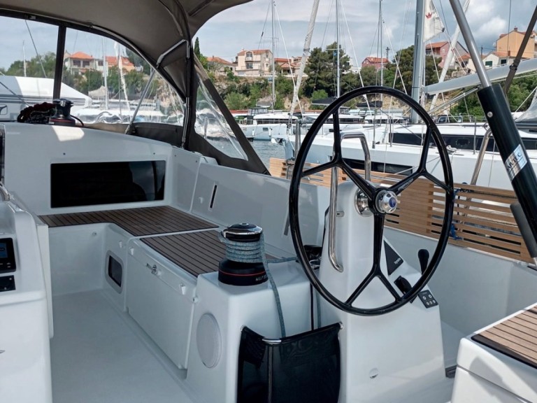 Sailboat rental with or without captain Jeanneau Šibenik