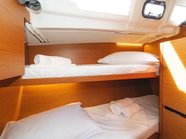 Rent a Jeanneau Sun Odyssey 490 Skradin