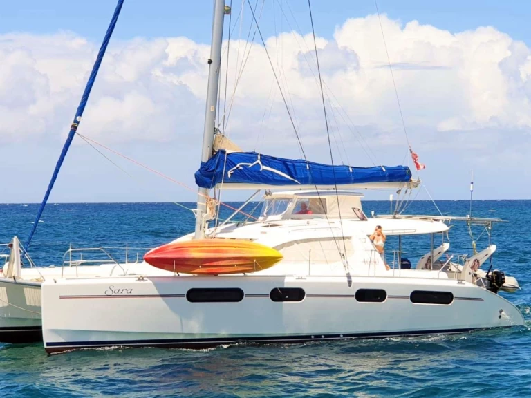 Yacht charter Caribbean cheap Sara