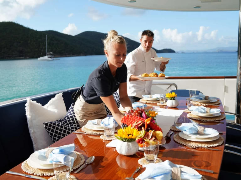 Yacht charter Airlie Beach cheap DE LISLE III