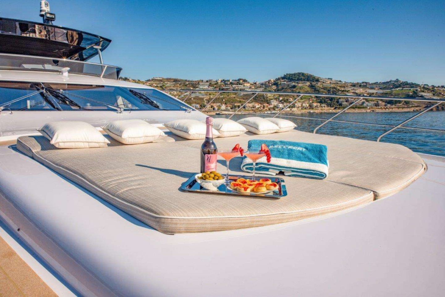 Rent a Luxury Yacht Amer Yachts BACCARAT in San Remo (BACCARAT