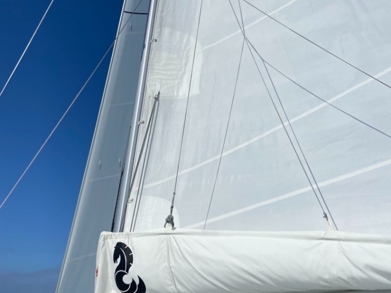 Sailboat rental with or without captain Bénéteau Ajaccio