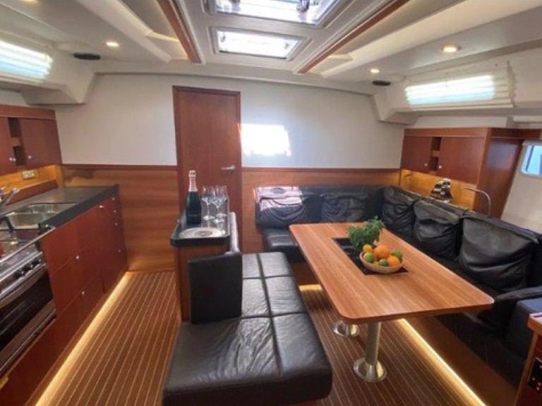 Yacht charter Rovinj cheap Hanse 505