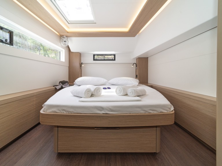 Catamaran rental in Skradin - Lagoon Lagoon 46