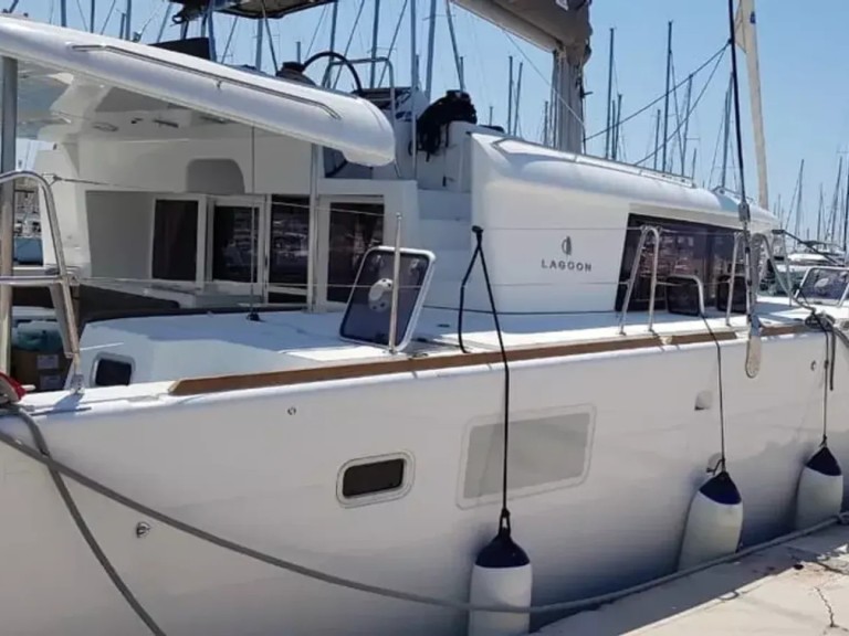 Lagoon Lagoon 450 charter bareboat or captained in  Vlychada