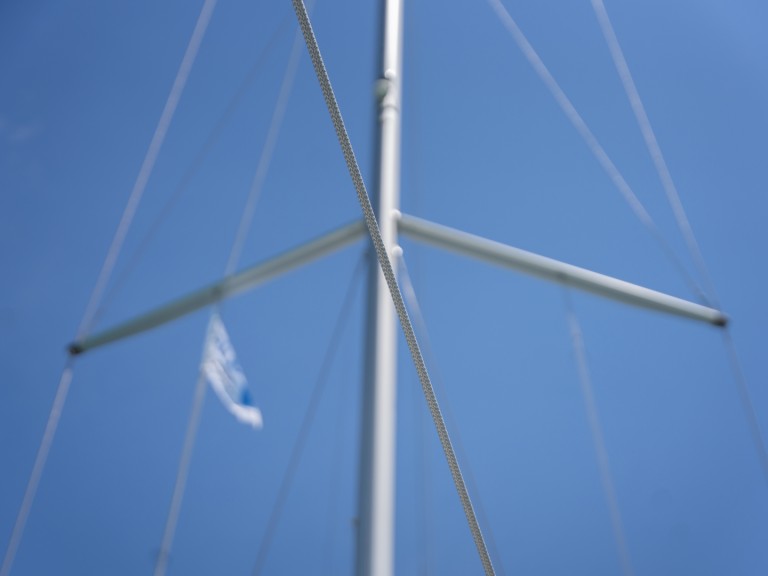 Rent a Bénéteau Oceanis 51.1 Alimos