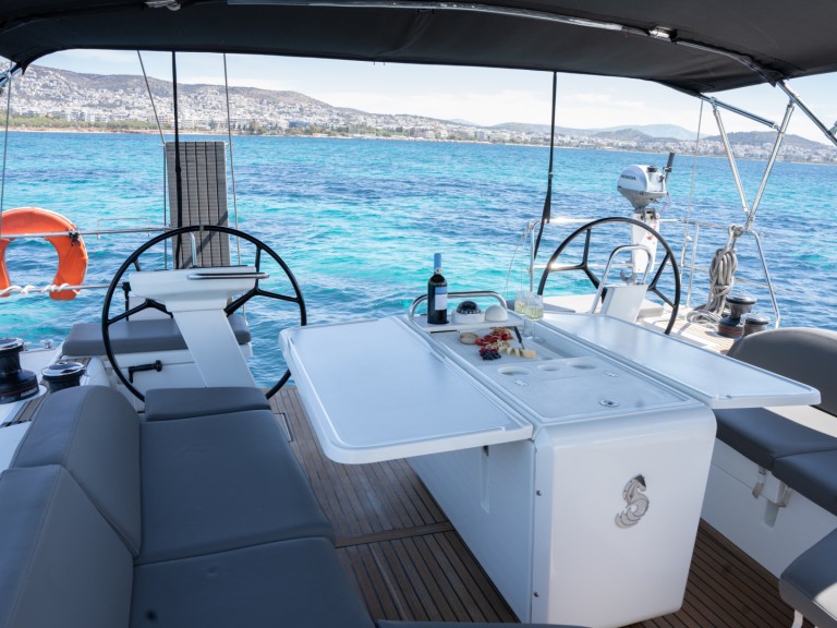 Sailboat rental in Alimos - Bénéteau Oceanis 51.1