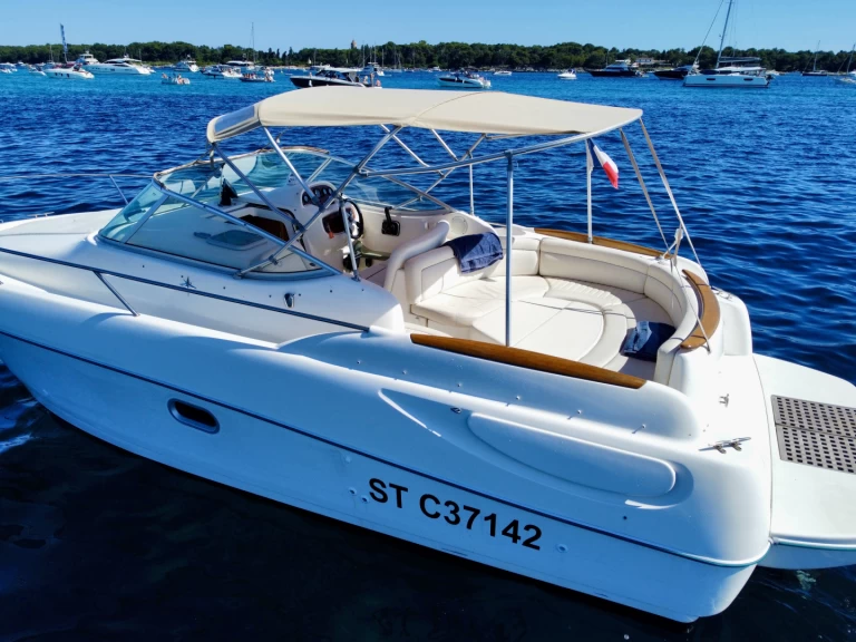 Rent a Jeanneau Leader 805 Cannes