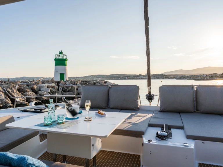 Rent a Bali Bali 5.4 Olbia