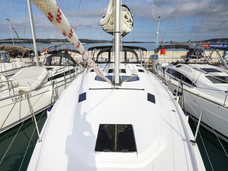 Rent a Elan Impression 45 Biograd na Moru