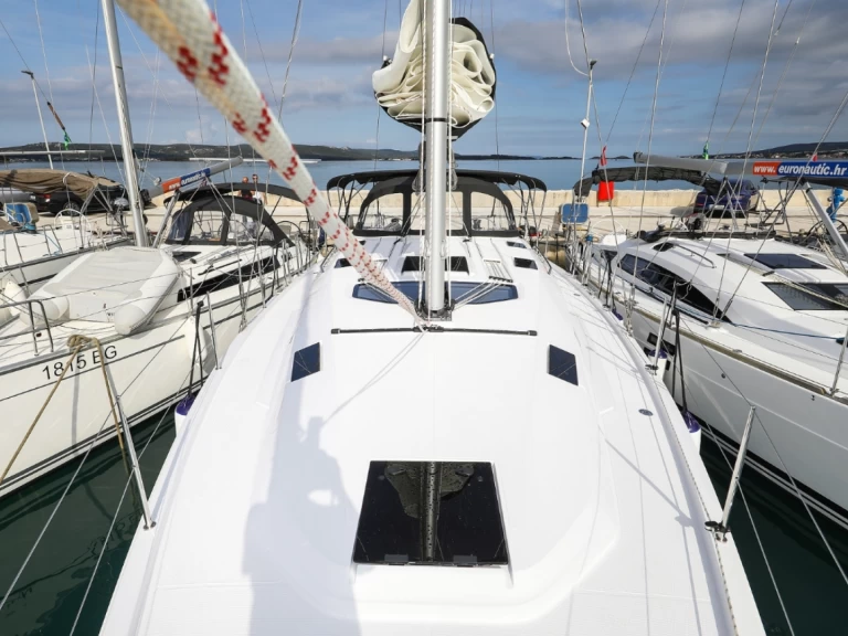 Rent a Elan Impression 45 Biograd na Moru