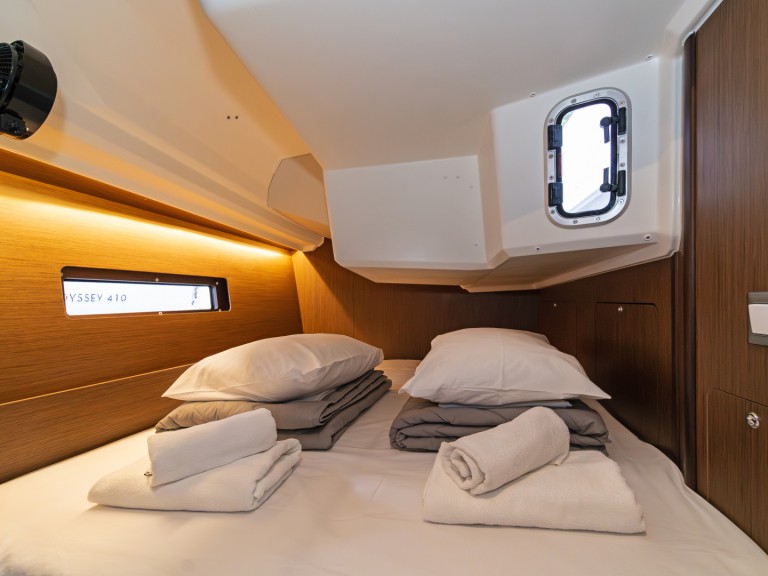 Bareboat Rental Sailboat Bénéteau with a boat licence