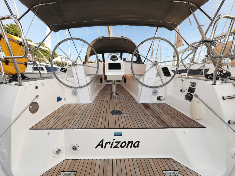 Bareboat Rental Sailboat Bavaria with a boat licence