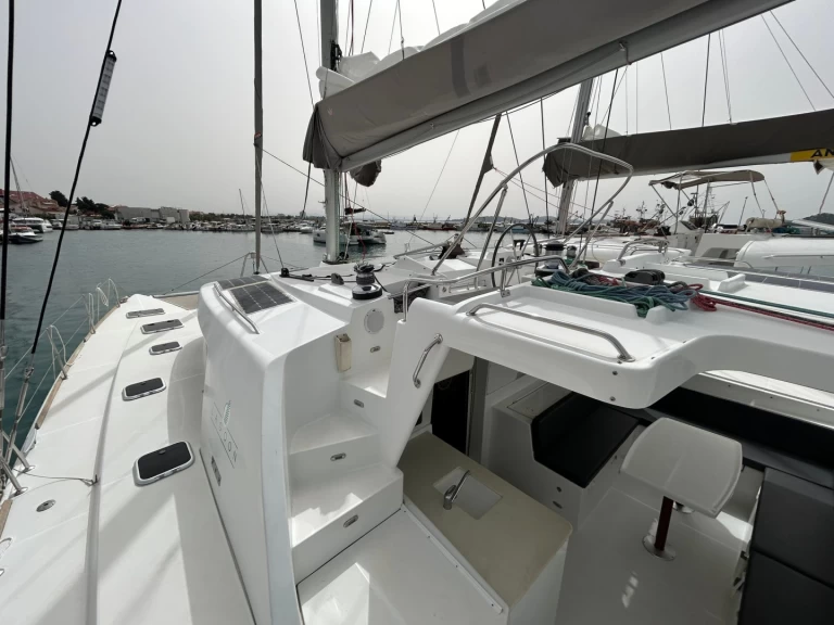 Bareboat Rental Catamaran Lagoon with a boat licence