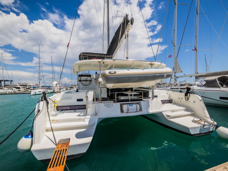 Rent a Lagoon Lagoon 42 Seget Donji