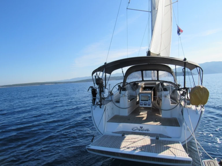 Sailboat rental in Split - Bavaria Cruiser 40