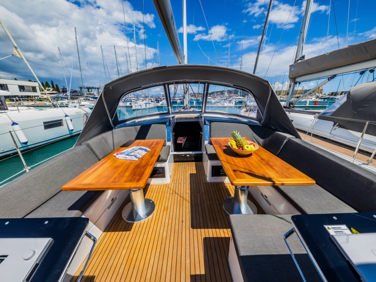 Sailboat rental in Seget Donji - Hanse Hanse 460