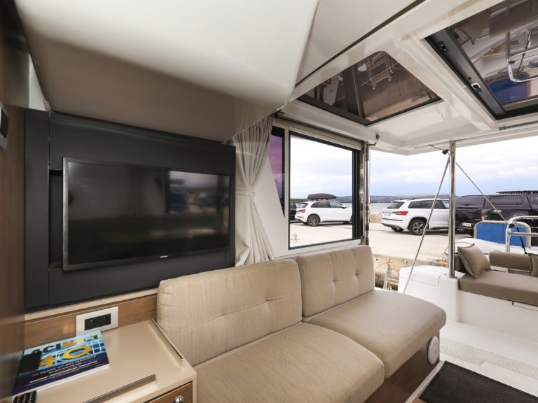 Bali Bali 4.2 charter bareboat or captained in  Biograd na Moru