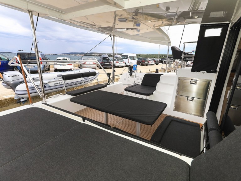 Rent a Lagoon Lagoon 42 Biograd na Moru