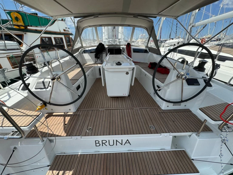 Sailboat rental in Biograd na Moru - Bénéteau Oceanis 40.1