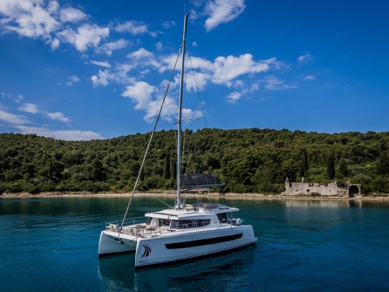 Bareboat Rental Catamaran Bali with a boat licence