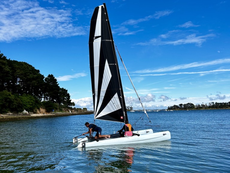 Dart DART 16 charter bareboat or captained in  Arradon