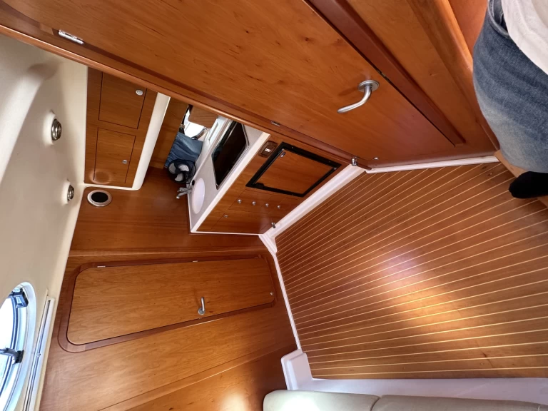 Yacht charter Palermo cheap Mano Marine 32.50