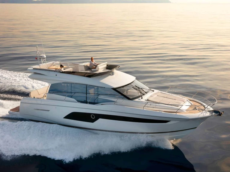 Motorboat rental in Cannes - Prestige Prestige 520