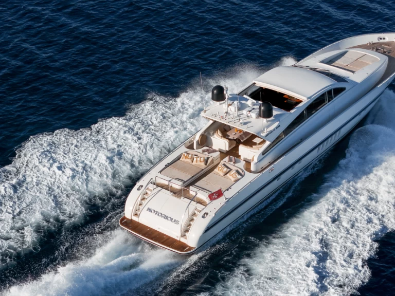 Luxury Yacht for rent Saint-Raphaël at the best price