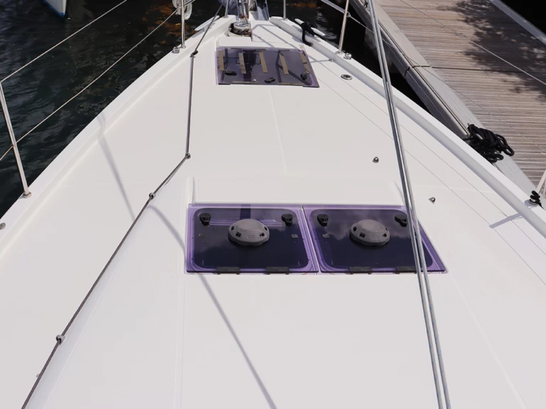 Rent a Jeanneau Sun Loft 47 Road Town