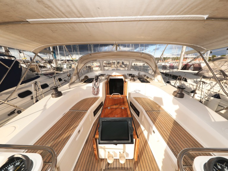 Sailboat rental in Biograd na Moru - Bavaria Cruiser 50