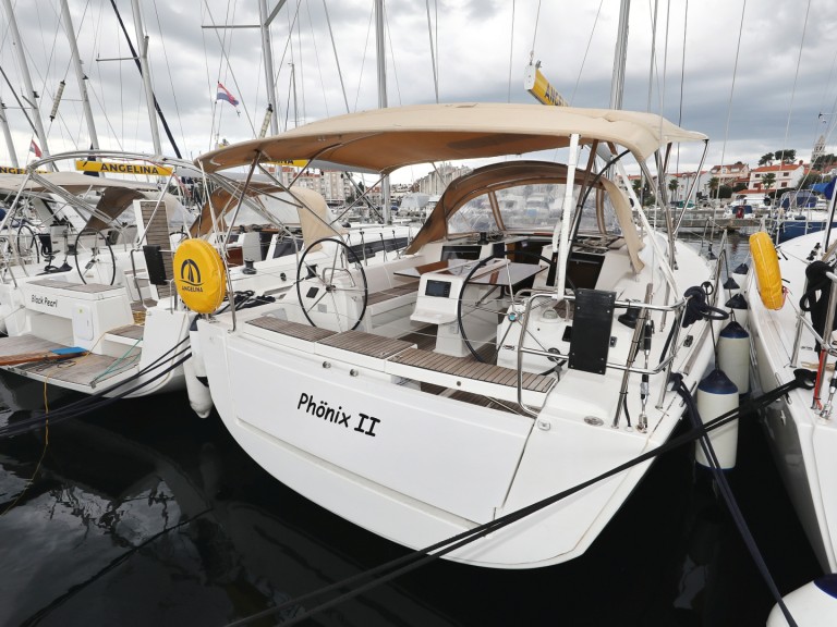 Dufour Dufour 412 Grand Large in Biograd na Moru on SamBoat