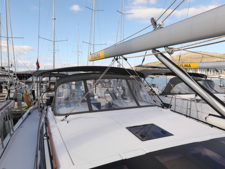 Dufour Dufour 470 in Biograd na Moru on SamBoat