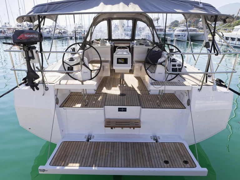 Sailboat for rent Kaštela at the best price