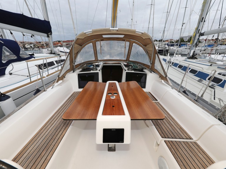 Sailboat rental in Šibenik - Dufour Dufour 350 Grand Large