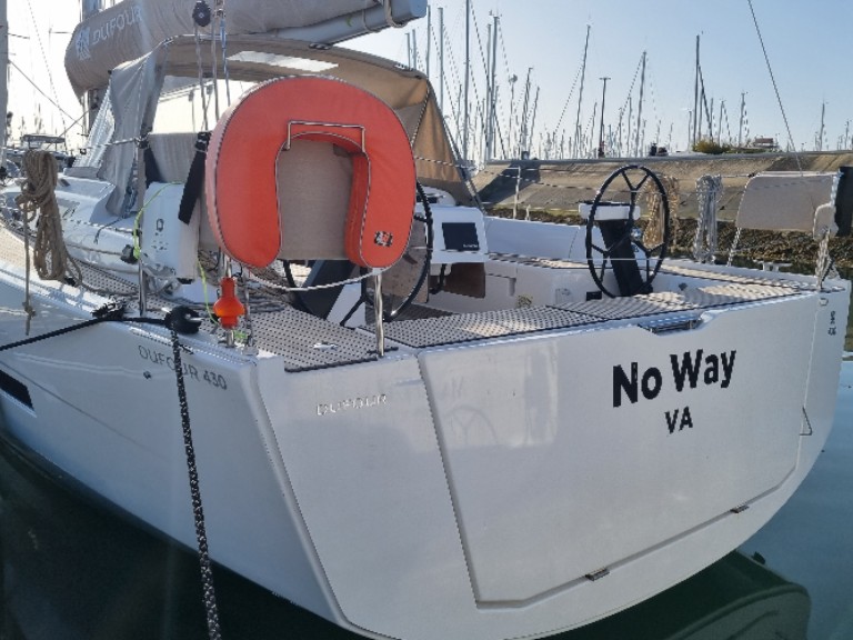 Bareboat Rental Sailboat 74 with a boat licence