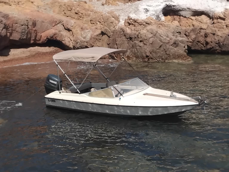 Motorboat for rent Pinarellu at the best price