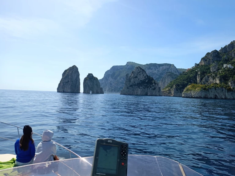 Motorboat for rent Castellammare di Stabia at the best price