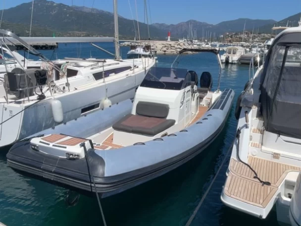 Yacht charter Propriano cheap Eagle 10