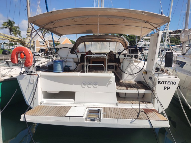 Boat rental Dufour Dufour 520 Grand Large in Jolly Harbour on Samboat