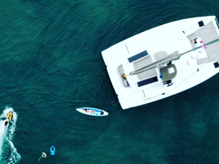 Yacht charter Mai Khao cheap Bali 4.2