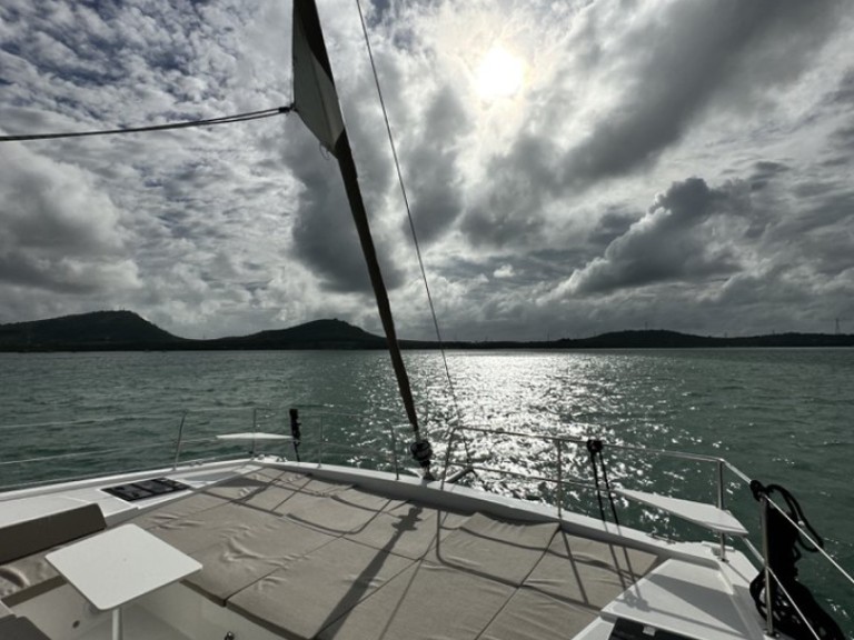 Bareboat Rental Catamaran Bali with a boat licence